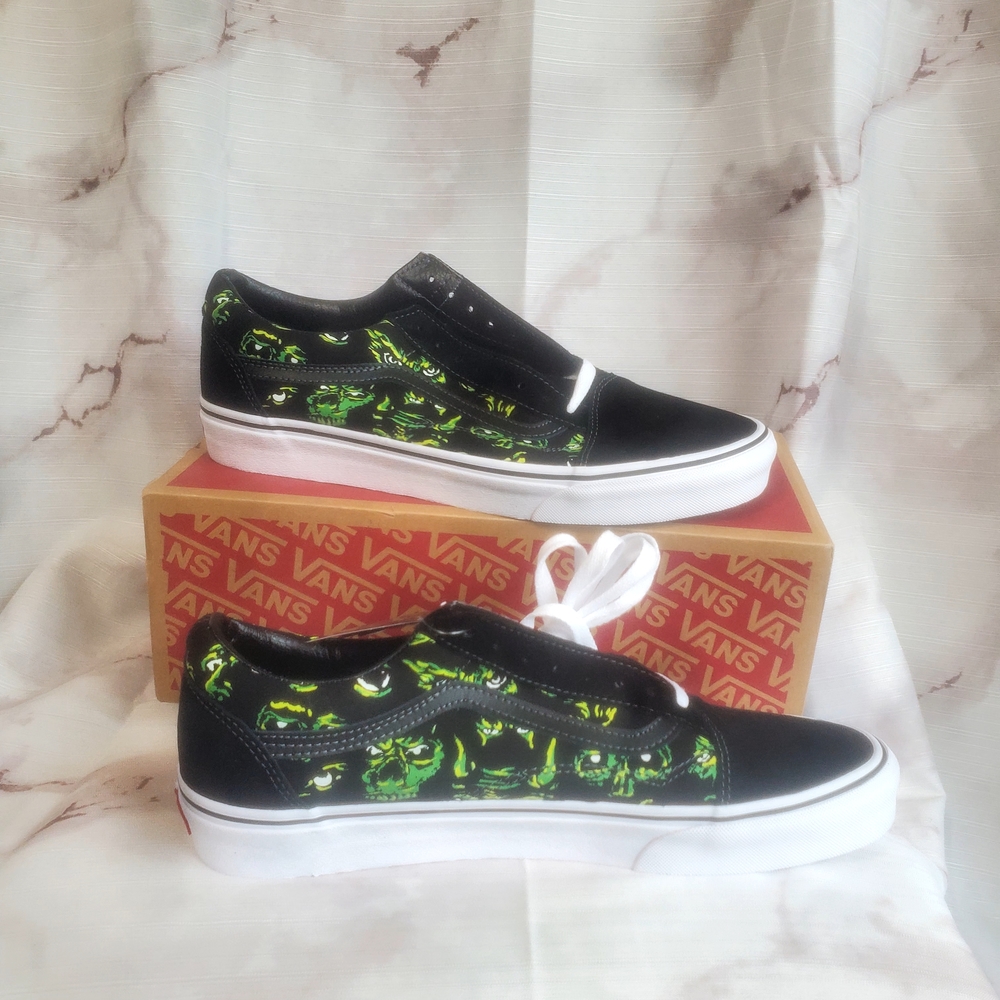 NwT Vans EYES IN THE DARK glow In The Dark Unisex Sneaker